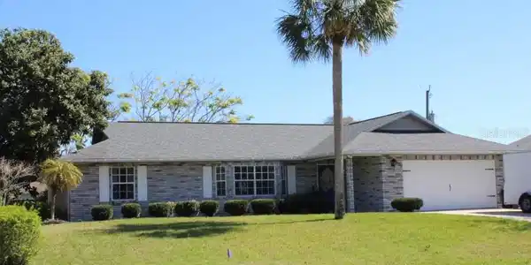 2409 VICTORY PALM DRIVE