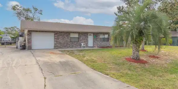 2333 FERN PALM DRIVE
