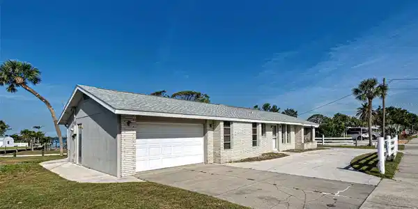 408 S MCCALL ROAD