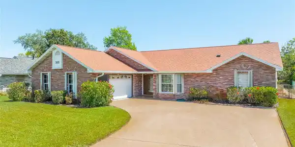 315 PINE BREEZE DRIVE