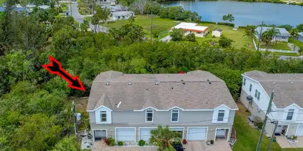 7647 NAVIGATOR COURT