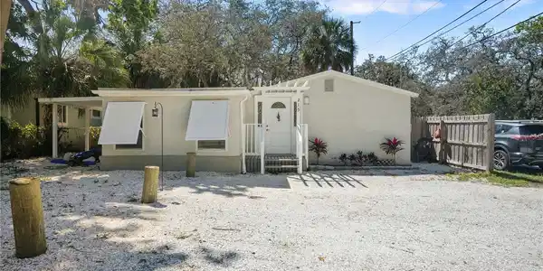 215 ANCLOTE ROAD