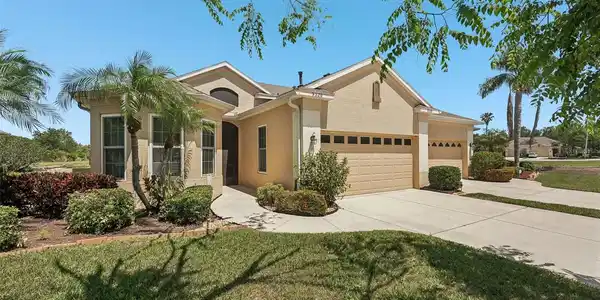 9320 34TH COURT E