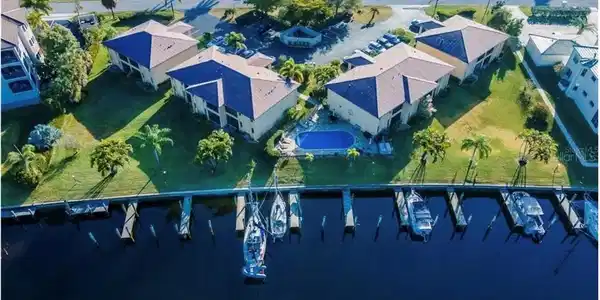 3221 WHITE IBIS COURT