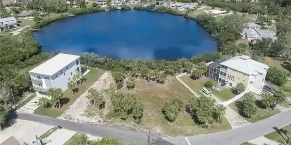 DEEDRA CIRCLE