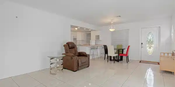Image 4 Image 4