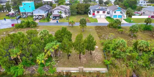 3196 ROSE ARBOR DRIVE