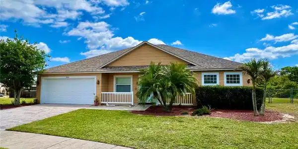 2926 BRANDYWINE CIRCLE