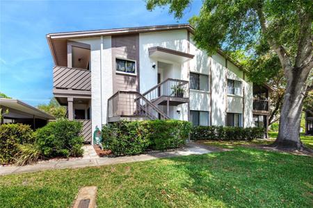2363 NEWBURG LANE