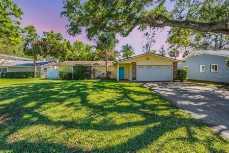 3079 KAPOK KOVE DRIVE