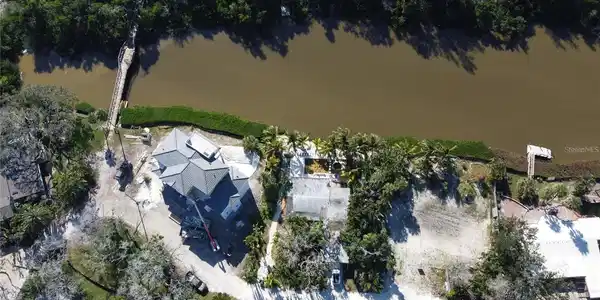 8534 HERON LAGOON CIRCLE