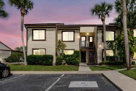 428 MOORINGS COVE DRIVE
