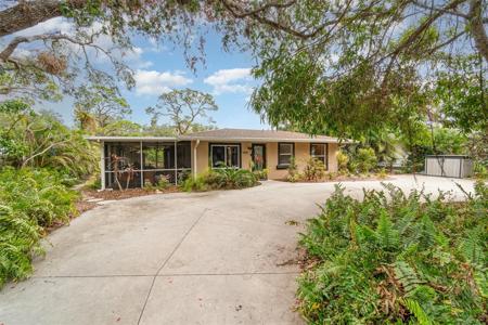 2885 ARROWHEAD ROAD