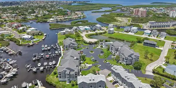 5727 BISCAYNE COURT