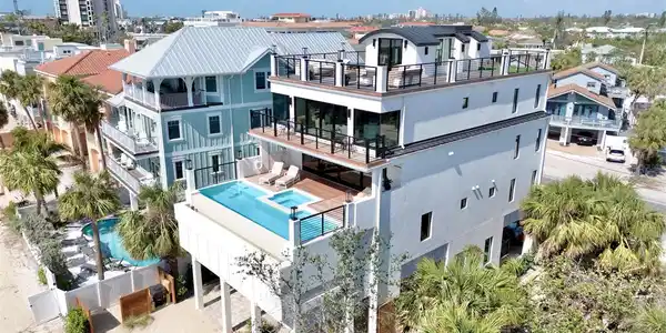 322 BEACH ROAD