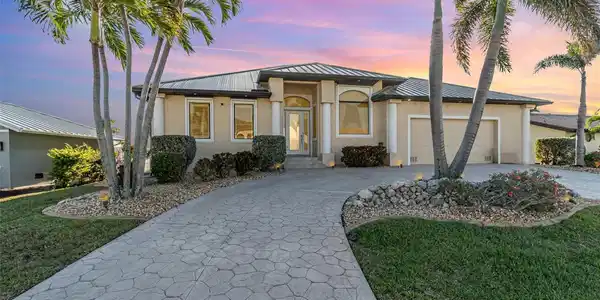 850 NAPOLI LANE
