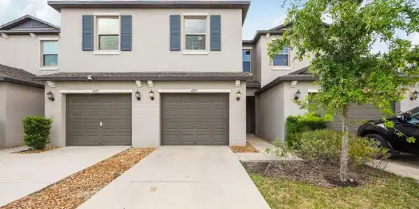 607 ROYAL EMPRESS DRIVE