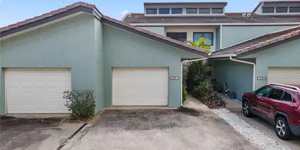 1251 BEACHSIDE LANE