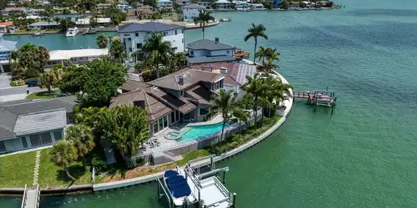 2247 DONATO DRIVE