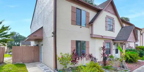 4101 BRIGADOON CIRCLE