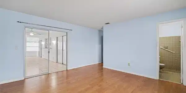 Image 4 Image 4