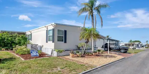 845 JOLANDA CIRCLE