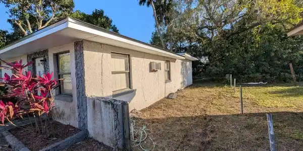 545 EASY STREET