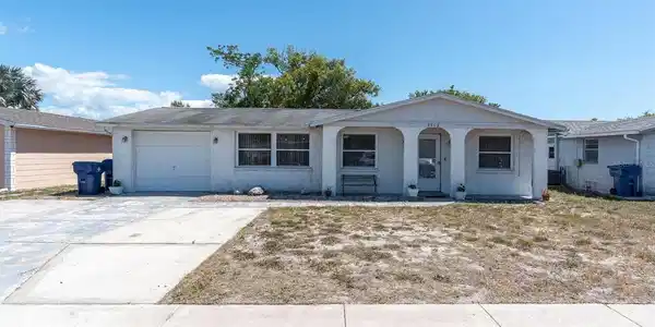 3352 SEFFNER DRIVE