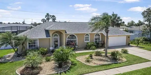 122 PENINSULA WINDS DRIVE