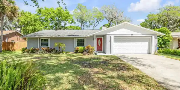 1851 PINE TREE DRIVE
