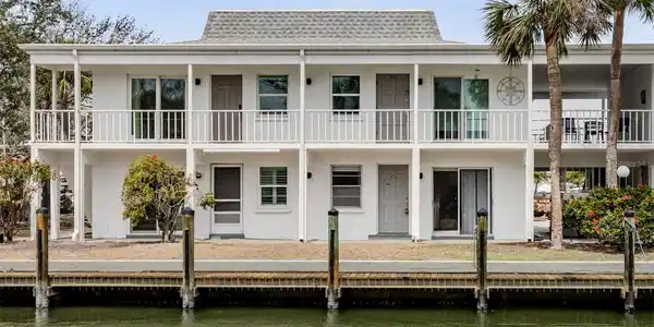 1001 INLET CIRCLE
