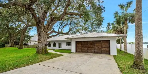 1596 JOHN ANDERSON DRIVE