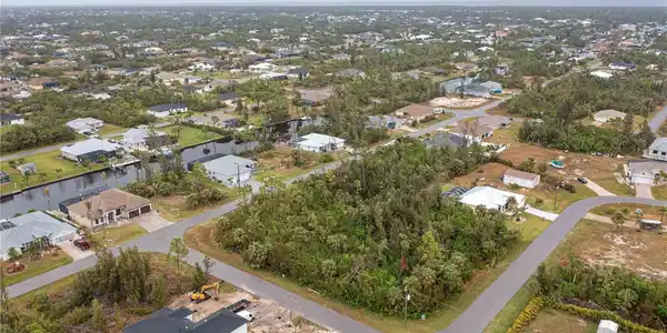 10416 SARASOTA ROAD PLACE