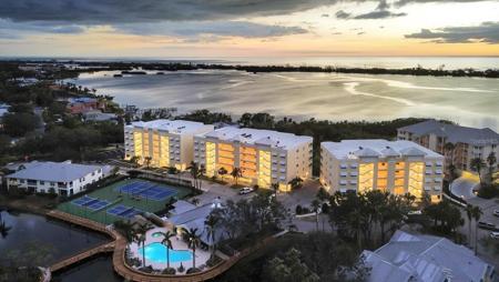 280 HIDDEN BAY DRIVE