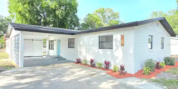 1125 POLLYANNA DRIVE