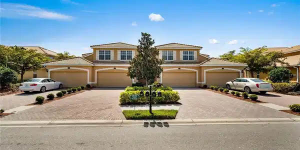 424 WINDING BROOK