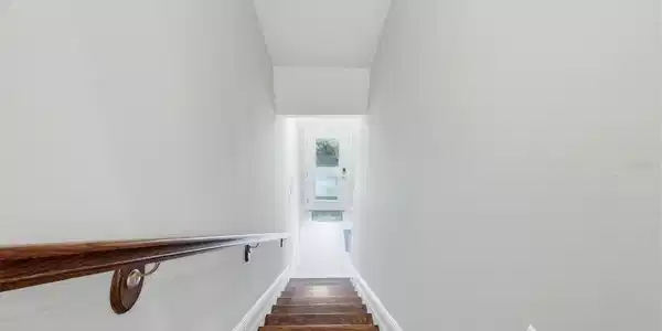 Image 4 Image 4