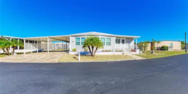 52 BLACKBEARD LANE