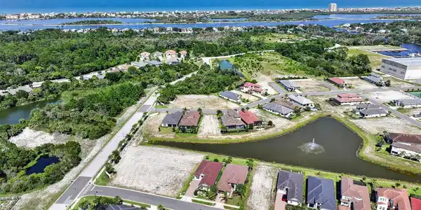 7 RIO VISTA DRIVE