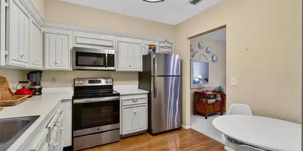 Image 4 Image 4