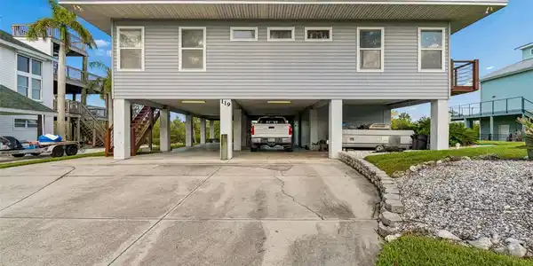 Image 4 Image 4