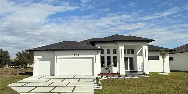 264 W PINE VALLEY LANE