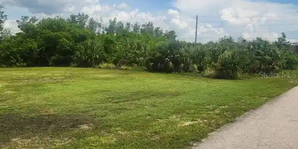 6146 LANDINGS WAY