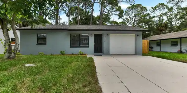 7138 OAKWOOD DRIVE