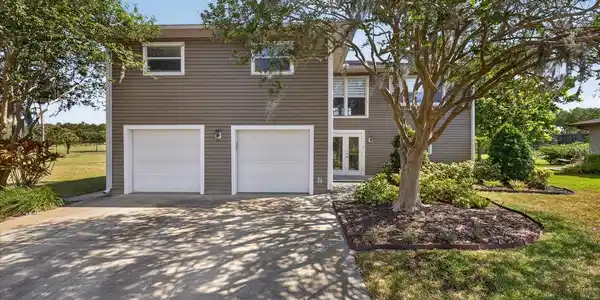 1005 BEAVER DRIVE