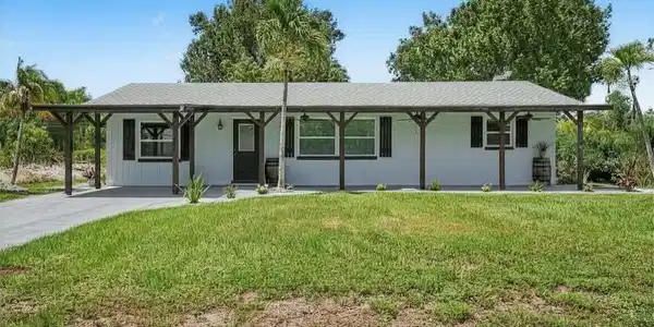 3728 GASPARILLA STREET