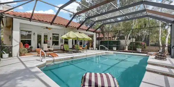 11 LAGUNA COURT