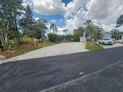 1674 UNIVERSITY PARKWAY