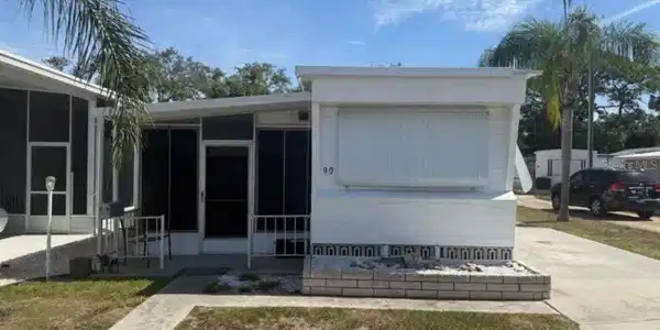 90 SOUTHWINDS DRIVE