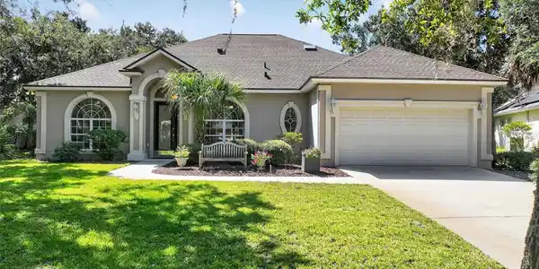 21 N VILLAGE DRIVE